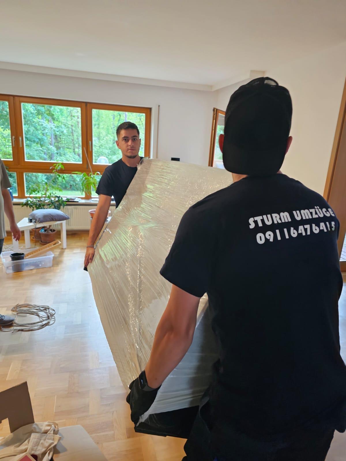 Sichere Schwerlasttransporte durch erfahrenes Personal